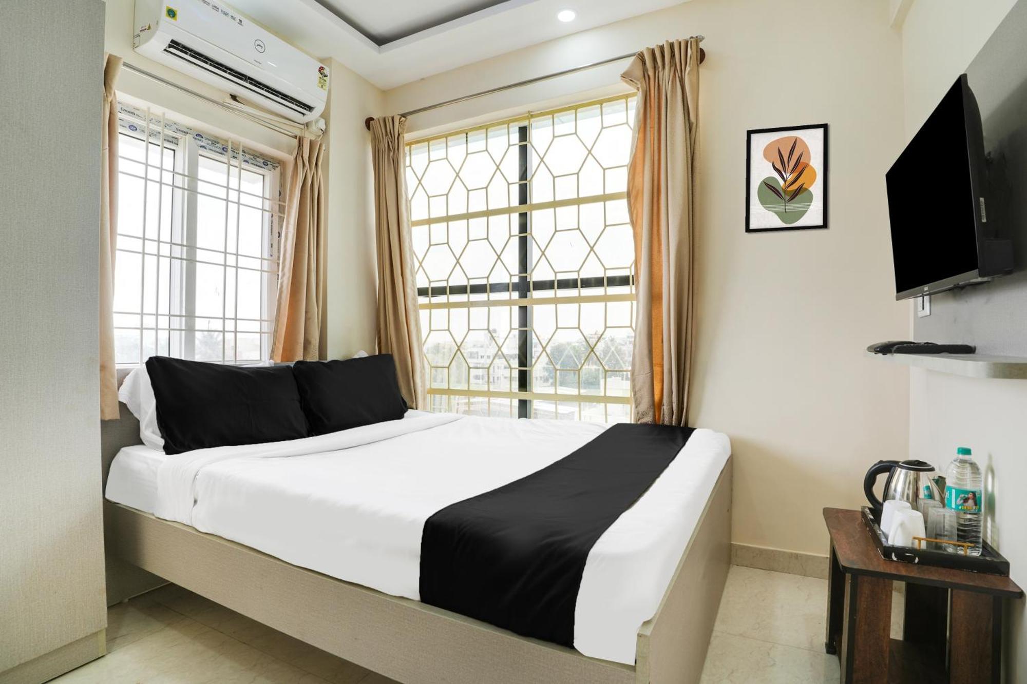 Super Hotel O Bangalore Near Reva Circle Formerly Cka Boarding Yelahanka Екстериор снимка